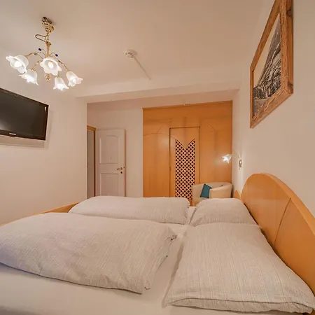 Appartement In Brixental Near Hiking Trails *